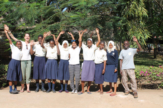 Micky & Mwarambo African Kids Care - Mädchenprojekt